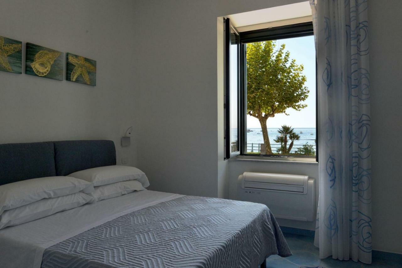 Una Finestra Sul Mare Maiori Exterior photo